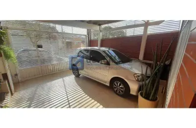 Casa com 3 quartos à venda na rua timbaúba, vila arapuã, são paulo, 200 m2 por r$ 660.000