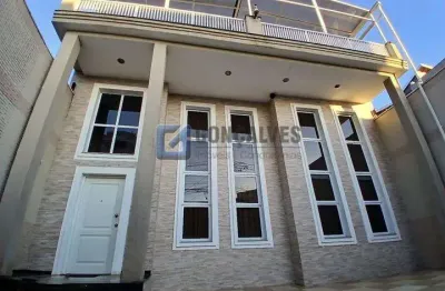 Sobrado 3 suites, 365 mts² no bairro campestre em santo andré.