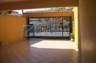 Casa com 4 quartos à venda na Rua Lourdes, Nova Gerti, São Caetano do Sul, 205 m2 por R$ 1.050.000