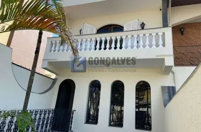 Casa com 3 quartos para alugar na rua campos do jordão, baeta neves, são bernardo do campo, 200 m2 por r$ 4.500