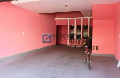 Casa com 4 quartos para alugar na rua ribeirão pires, mauá, são caetano do sul, 570 m2 por r$ 7.200