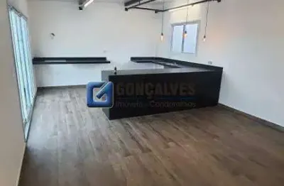 Apartamento com Cobertura Sendo 76m² no Piso Inferior e 76m² na cobertura em Santo Andre