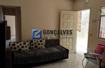 Sobrado à venda em Jardim do Lago, São Bernardo do Campo – 2 quartos, 2 vagas