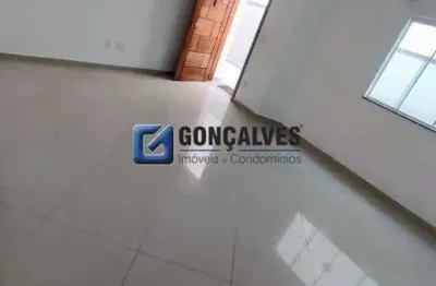 Sobrado Residencial com 2 Dormitórios e 1 Suíte em Vila Príncipe de Gales, Santo André