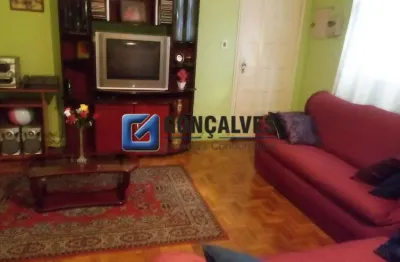 Casa 4 dormitórios, 370 mts² no Bairro Santa Maria em Santo André