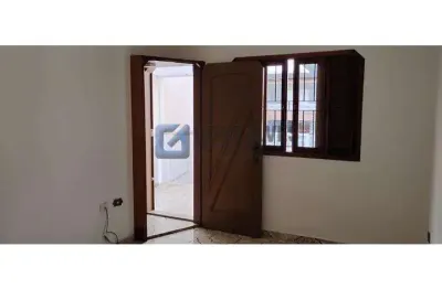 Casa com 2 quartos para alugar na santo alberto, tv, vila bastos, santo andré, 100 m2 por r$ 2.500