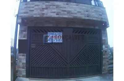 Casa com 1 quarto para alugar na Rua Goiania, Batistini, São Bernardo do Campo, 90 m2 por R$ 1.250