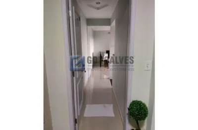 Apartamento com 3 quartos para alugar na fernando de mascarenhas, r, vila humaitá, santo andré, 83 m2 por r$ 2.300