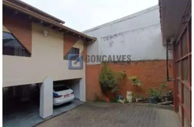 Casa com 3 quartos para alugar na valentim magalhaes, av, condomínio maracanã, santo andré, 232 m2 por r$ 3.000