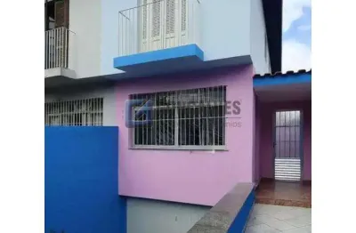 Casa com 3 quartos para alugar na avenida onze de agosto, anchieta, são bernardo do campo, 150 m2 por r$ 4.200