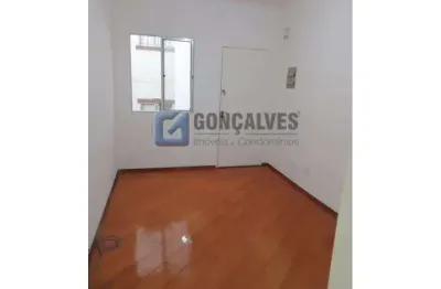 Casa com 3 quartos para alugar na ernesto pedron, r, jardim las vegas, santo andré, 180 m2 por r$ 3.300