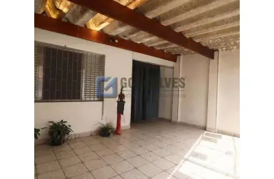 Casa com 5 quartos para alugar na barao do rio branco, r, vila eldízia, santo andré, 227 m2 por r$ 3.200