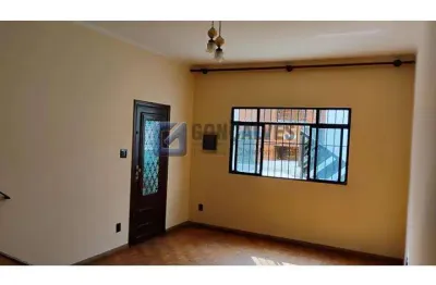 Casa com 4 quartos para alugar na conselheiro justino, r, campestre, santo andré, 270 m2 por r$ 5.500