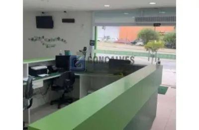 Sala comercial para alugar na avenida lucas nogueira garcez, centro, são bernardo do campo por r$ 17.000