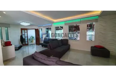 Casa com 4 quartos para alugar na eunice weaver, r, planalto, são bernardo do campo, 340 m2 por r$ 6.500