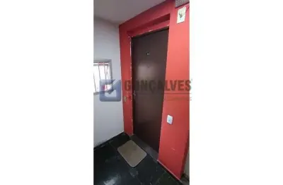 Apartamento com 2 quartos para alugar na tiradentes, r, jardim irajá, são bernardo do campo, 47 m2 por r$ 1.400