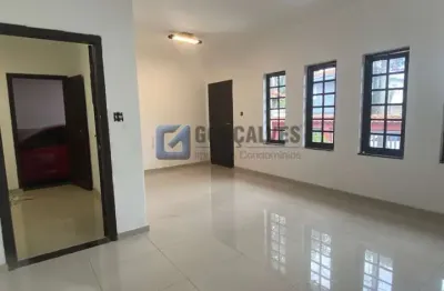 Casa com 4 quartos para alugar na caspio, r, jardim do mar, são bernardo do campo por r$ 7.000