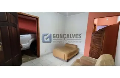 Casa com 2 quartos para alugar na joao cavinato, r, centro, são bernardo do campo, 140 m2 por r$ 2.800