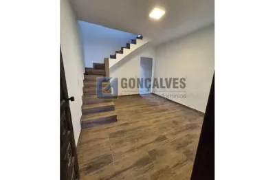 Casa com 2 quartos para alugar na maria tudor, pc, jordanópolis, são bernardo do campo por r$ 2.900