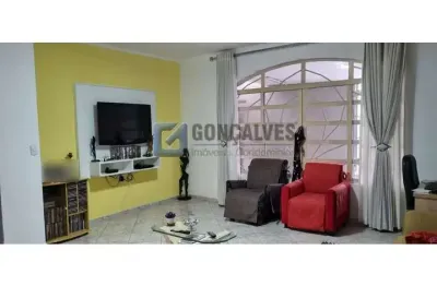 Casa com 3 quartos para alugar na guararema, r, jardim stella, santo andré, 200 m2 por r$ 2.700