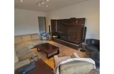 Casa com 6 quartos para alugar na Rua Agostinho Masini, Parque Terra Nova II, São Bernardo do Campo por R$ 9.300