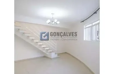 Casa com 3 quartos para alugar na jose benedetti, r, santo antônio, são caetano do sul, 146 m2 por r$ 4.200