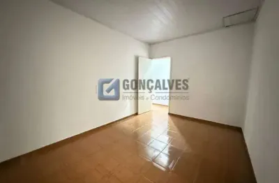 Casa com 2 quartos para alugar na avenida imperador pedro ii, nova petrópolis, são bernardo do campo por r$ 2.500