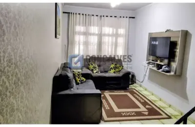 Sobrado com 02 dormitórios e edícula a venda - Bairro Santa Terezinha- São Bernardo do Campo- SP