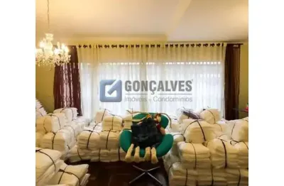 Casa com 3 quartos para alugar na Rua General Antônio Neto, São Bernardo Novo, Santo André, 338 m2 por R$ 8.000