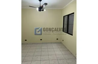 Casa com 4 quartos para alugar na rua rei vitório emanuel, vila mussolini, são bernardo do campo por r$ 5.000