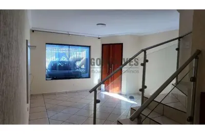 Casa com 3 quartos para alugar na rua felipe camarão, demarchi, são bernardo do campo, 170 m2 por r$ 3.600