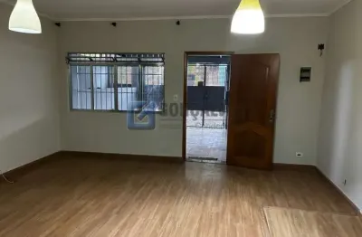 Casa com 3 quartos para alugar na Rua São João, Centro, São Bernardo do Campo, 91 m2 por R$ 2.600