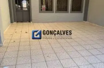 Sobrado residencial para aluguel em Vila Pires, Santo André – 3 quartos, 2 vagas, acabamento em madeira