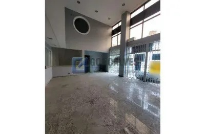 Salão Comercial para Aluguel no Centro de São Bernardo do Campo – 120 m², 3 Vagas