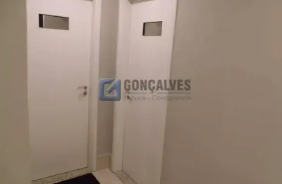 Sala Comercial para Aluguel no Centro de São Caetano do Sul – 36 m², 2 Banheiros, 1 Vaga