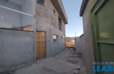 Casa com 3 quartos à venda na Vila Caio Junqueira, Poços de Caldas 