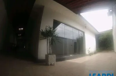 Casa com 6 quartos à venda no João Pinheiro, Poços de Caldas 