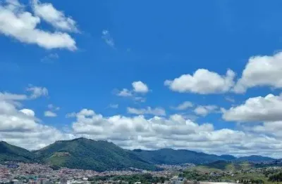 Terreno à venda no Jardim dos Manacás, Poços de Caldas 