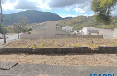 Terreno à venda no Jardim Europa, Poços de Caldas 