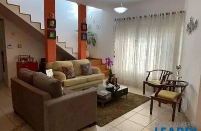 Casa com 6 quartos à venda no São Benedito, Poços de Caldas 