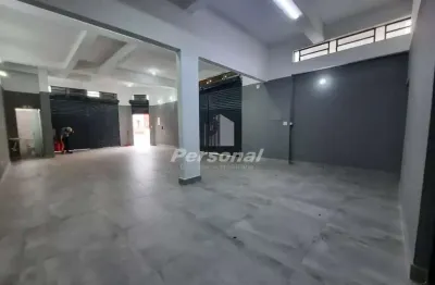 Casa comercial com 2 salas para alugar no Centro, Taubaté 
