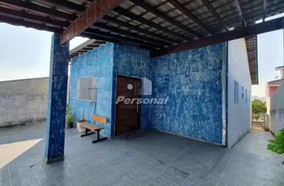 Casa com 3 quartos à venda no Barreiro, Taubaté 