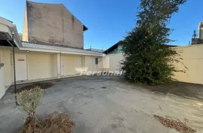 Casa à venda no Jardim Eulália, Taubaté 