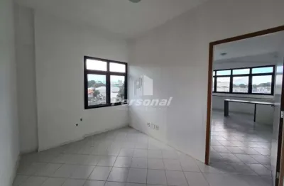 Sala comercial com 1 sala para alugar no Centro, Taubaté 