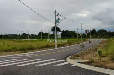 Terreno à venda no Jardim Ana Rosa, Taubaté 