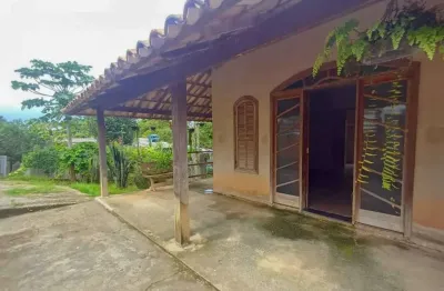 Confortável Casa com Quintal em Santo Antõnio do Leite, a 20 min de Ouro Preto
