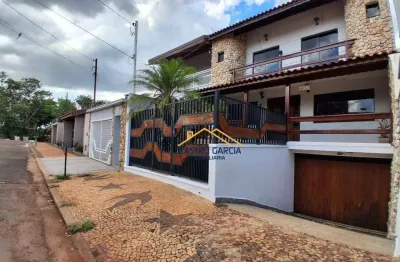 Casa com 4 dormitórios para alugar, 416 m² por R$ 5.734,90/mês - Vila Nossa Senhora de Fátima - Americana/SP