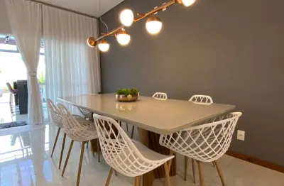 Casa com 3 quartos à venda no Bom Retiro, Joinville 