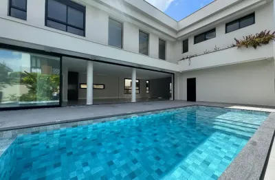 Casa em condomínio fechado com 4 quartos à venda em Pirabeiraba, Joinville 