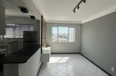 Apartamento com 2 quartos à venda na Avenida Tancredo Neves, Caminho das Árvores, Salvador